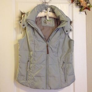 Eddie Bauer down filled vest